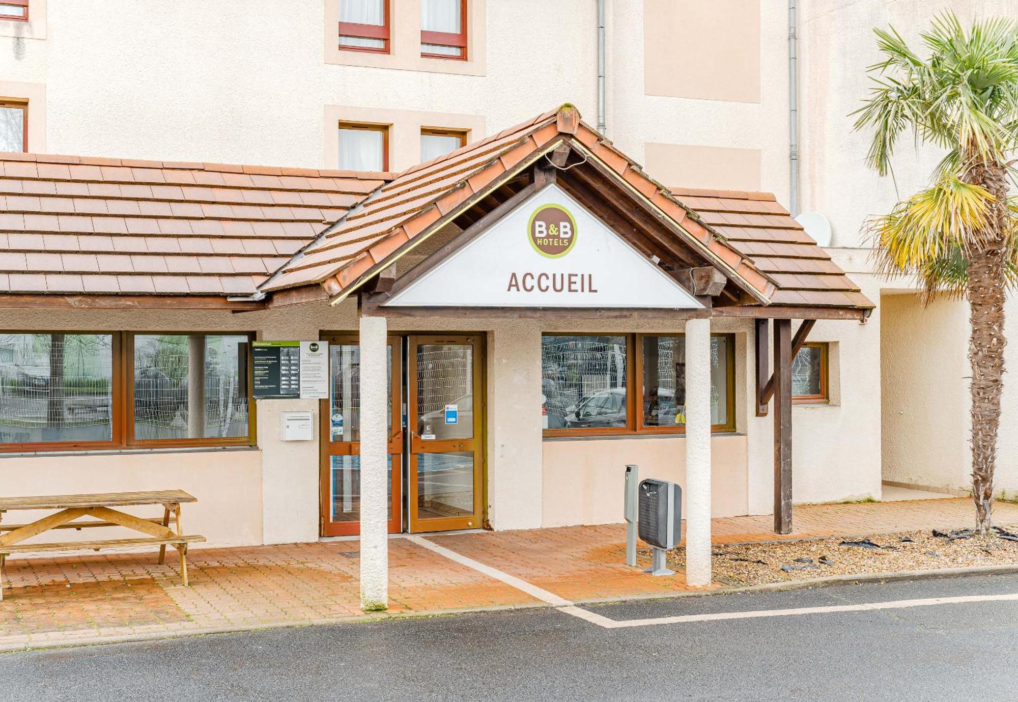 B&B Hôtel Châtellerault Exterior foto